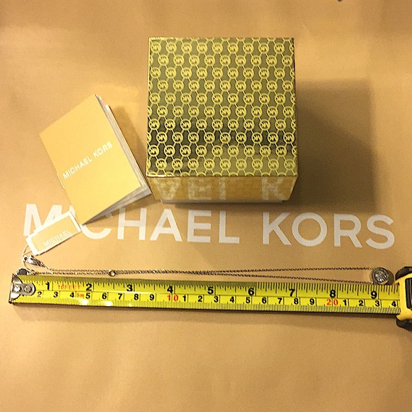 MICHAEL KORS BRILLIANCE LOGO PENDANT NECKLACE NWT - Picture 8 of 10